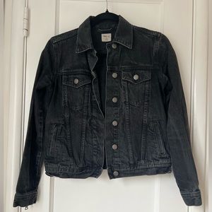 Gap black denim jacket